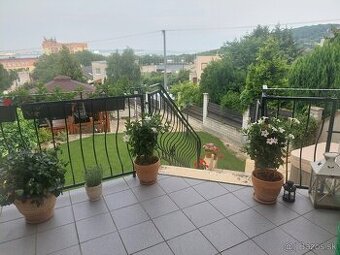 PRENÁJOM Rodinný dom Zobor Šindolka