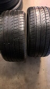 275/35 ZR19