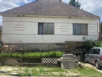 Predám rodinný dom v Orešanoch