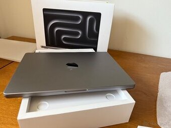 Apple MacBook Pro M3 14 " 8GB