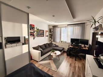 REZERVOVANÉ - TRNAVA >>> Prenajmeme krásny 1izb. byt
