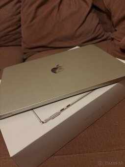 MacBook Air 13,6-palcový M2 8GB jed. pamäť 256 GN SSD disk