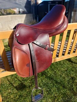 Predám skokové sedlo Kentaur Triton hnedé