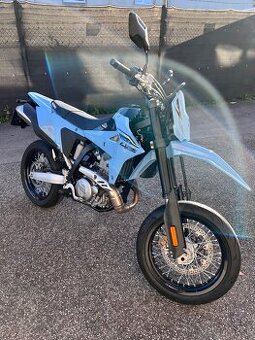 Suzuki DR-Z4 SM 2026