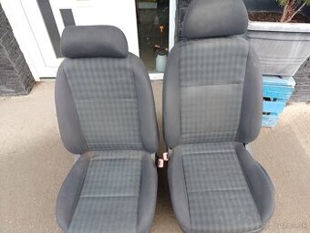 Predám sedačky na škoda Octavia 1