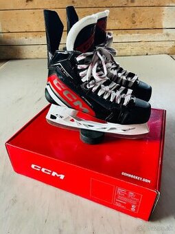 Predám korčule CCM Jetspeed FT670 SR nové