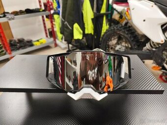 Okuliare 100% hiper čierno-biela