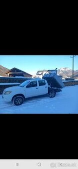 TOYOTA HILUX 2,5 DIESEL 3 STRANNÝ VYKLAPAČ  4x4