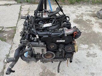 AUDI Q7 3.0 TDi V6 VOLKSWAGEN TOUAREG