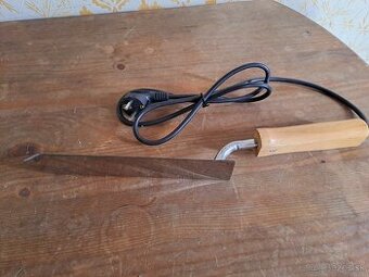 Predam potreby pre včelara.