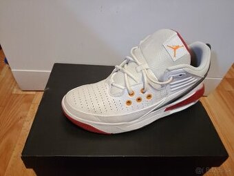 Botasky skoro nové -NIKE JORDAN MAX AURA 5 -42-43 - 30 Eur