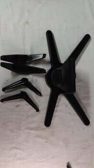 Podstavec, nožička na LCD TV