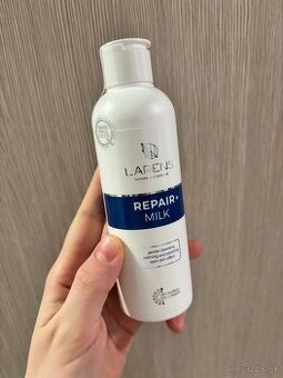 Predám odličovacie mlieko s hydratačnou zložkou Larens