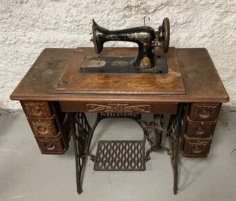 šijaci stroj Singer