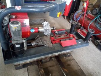 Nakladná Vyzuvačka pneumatik kolies SICE S52