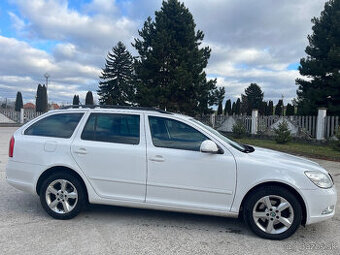 Skoda Octavia 2 2.0 TDI DSG elegance r.v 2012 xenon top stav