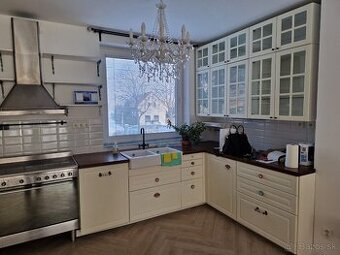 Ikea kuchyňa bez pracovnej dosky