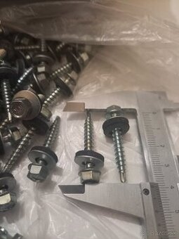 Farmarske vruty,šruby,strešna krytina