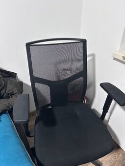 Kancelárska stolicka