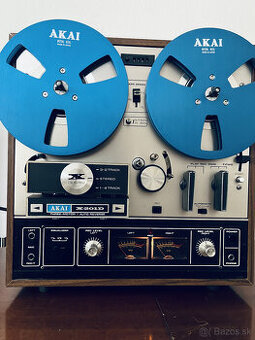 kotucovy mag. AKAI X201D