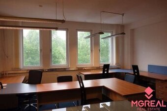 Kancelársky celok 100 m2, Bratislava II-Ružinov, bezproblémo