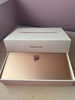 MacBook Air  2018, 13-palcový, rosegold, v super stave