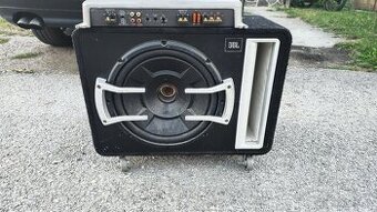 Predám subwoofer JBl so zosilňovačom