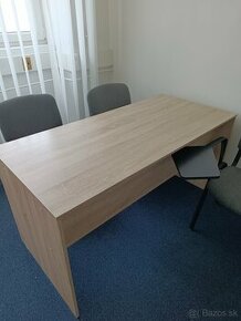 6 kancelárskych stolov (možné kúpiť aj jednotlivo)