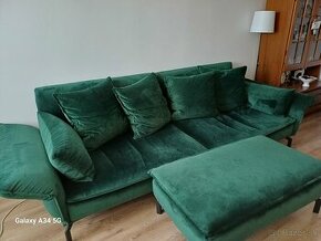 Smaragdovo-zelený gauč
