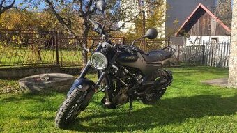 Husqvarna Svartpilen 401 - 0 km - Nová Moto