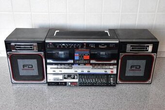 Retro rádiomagnetofón Levis GE-800