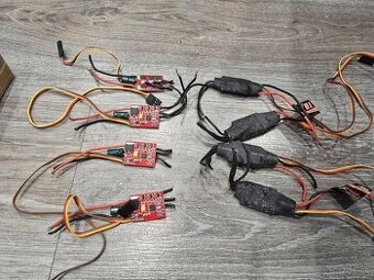 12A ESC kus 10e - 1