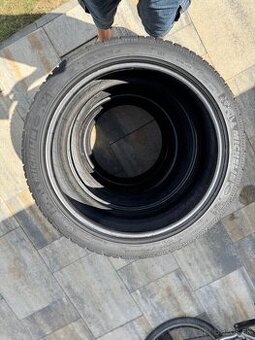 Predám zimné pneumatiky 225/40 R18 92V Michelin Pilot Alpin
