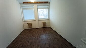 Na prenájom kancelária Nitra - Chrenová - 1