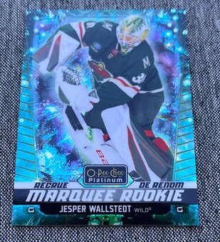 Hokejové kartičky-Predaj WALLSTEDT,limit /5, BIOLUMINESCENCE