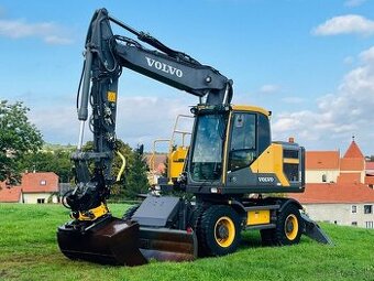 Kolesový bager Volvo EW160E s rotátorem