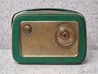 Exportná verzia Comet-9 Commodore ☆ Tesla starožitné radio