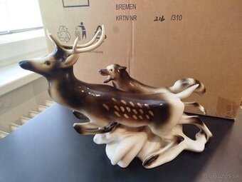 Soška Royal dux štvanica/jeleň a vlk