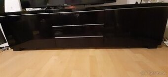 TV stolík IKEA BESTA