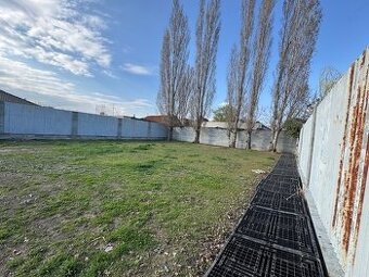 PREDAJ - rodinný dom v Seredi - 1