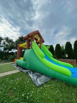 Prenájom skákacieho hradu