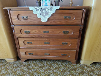 Stará komoda
