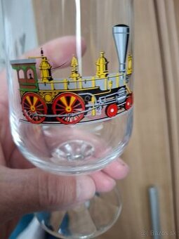 Retro poha motív vláčiky