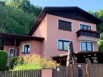 Na predaj priestranný 5-izbový rodinný dom