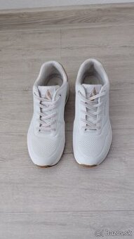 DAMSKE TENISKY SKECHERS VELKOST 38
