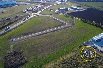 Predám 1.892m2 komerčný stavebný pozemok na obchvate