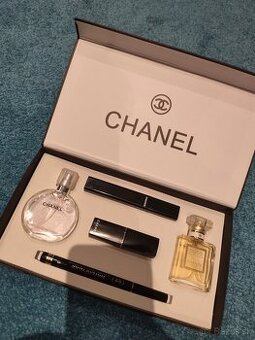 Chanel vip gif