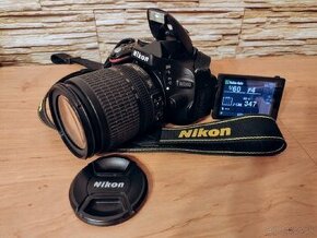 Nikon D5100+ Nikkor 18-105mm