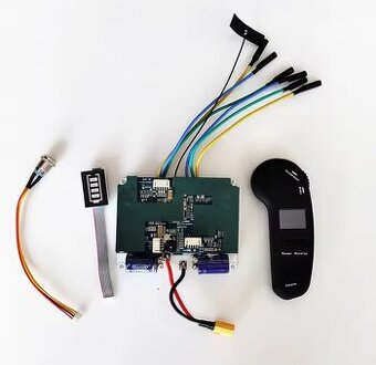 Riadiaca jednotka 12S 48V, Controller pre longboard