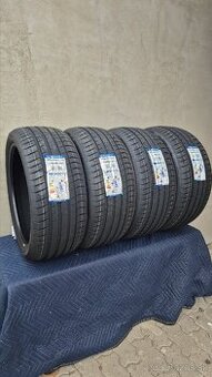 235/40R19 letná sada EffexSport (4kusy) (Y=300km/h)